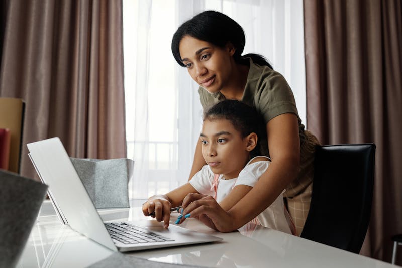 AI parenting mentor
